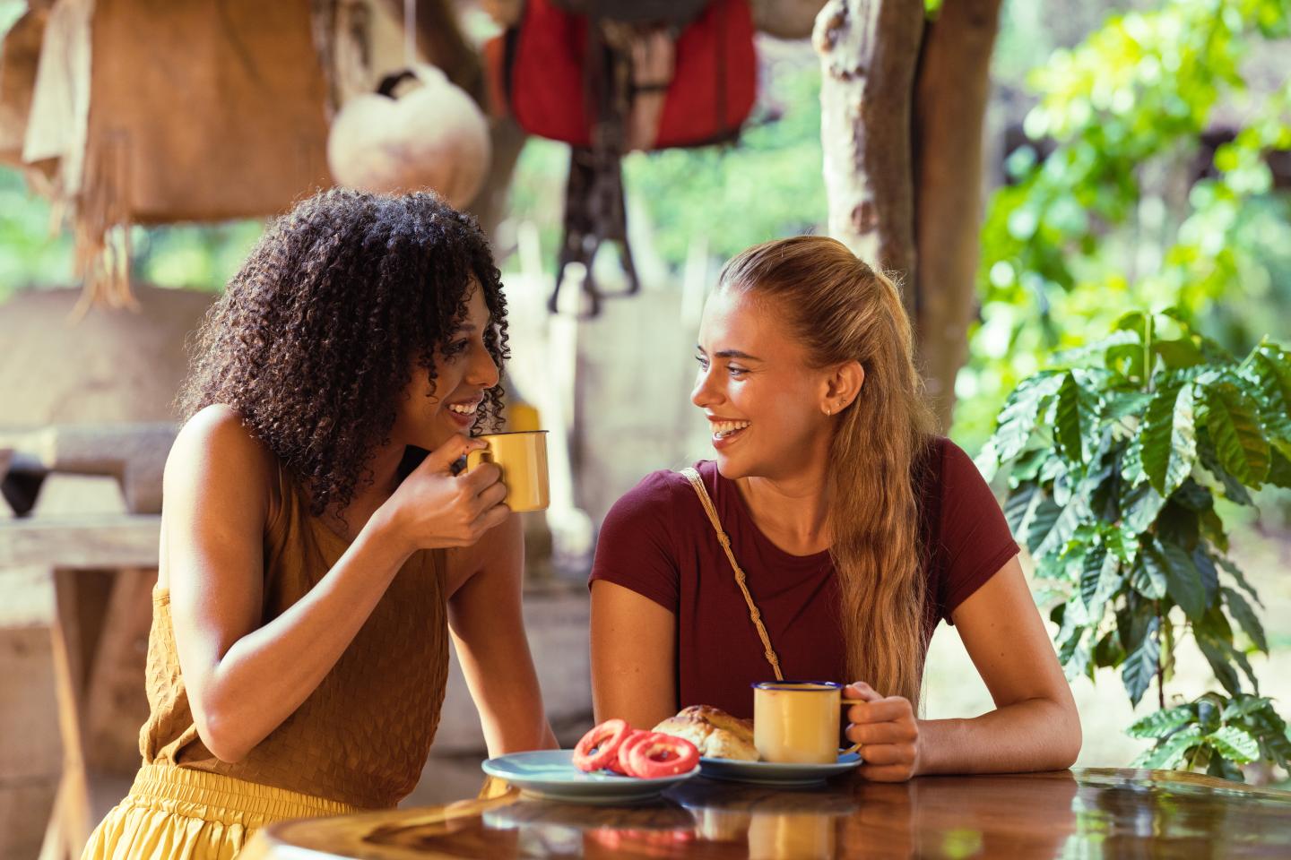 femmes-buvant-café-el-sitio-don-pedro-nicoya